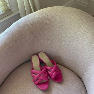 Gorgeous pink brand new heel sandals for summer